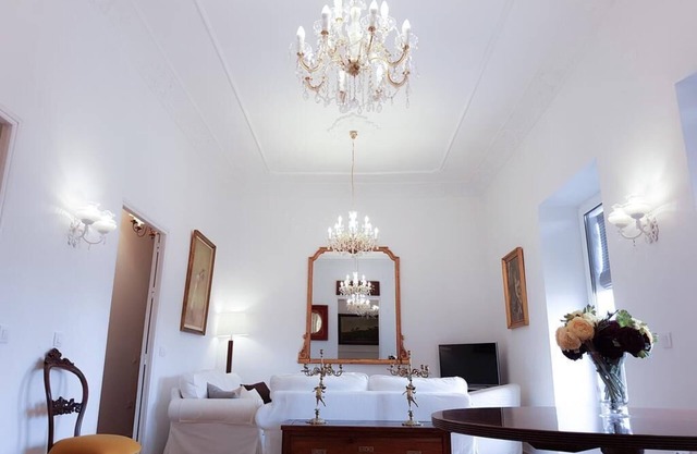Morla-Melgarejo palace house (100m2 apartment)