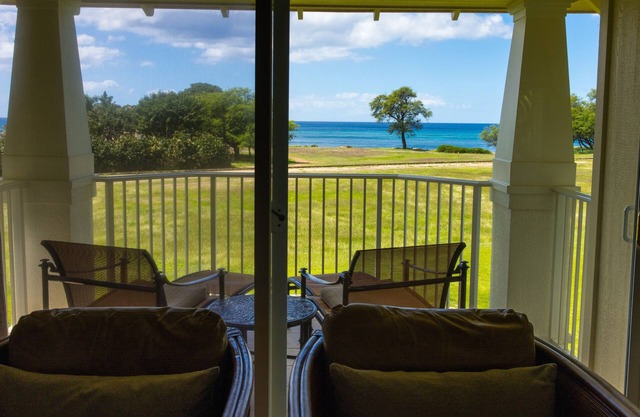Most Luxurious Ocean Front Condo in Kai Lani, Ko Olina, Hawaii