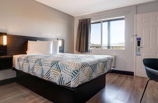 Motel 6 Arcata, CA - Cal Poly Humboldt