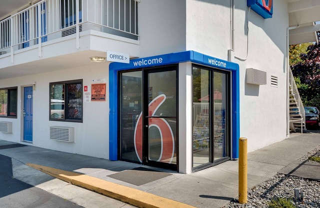 Motel 6 Bellingham, WA