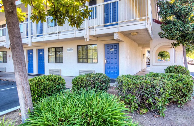 Motel 6 Redding, CA - South