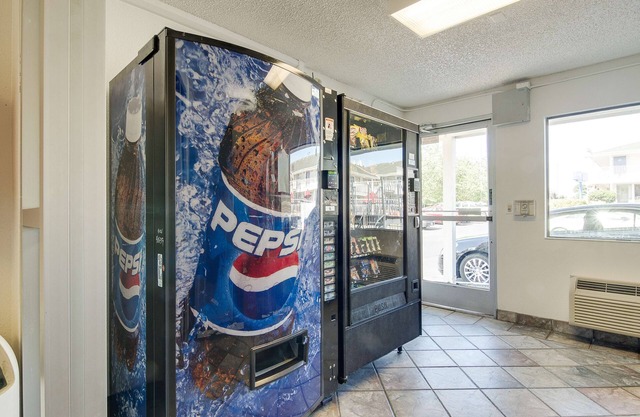 Motel 6 Tacoma, WA - South