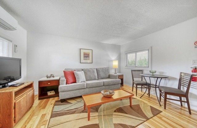 Motel Apartment C