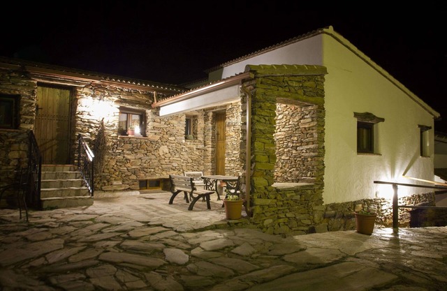 Mountain Getaway in Laroya