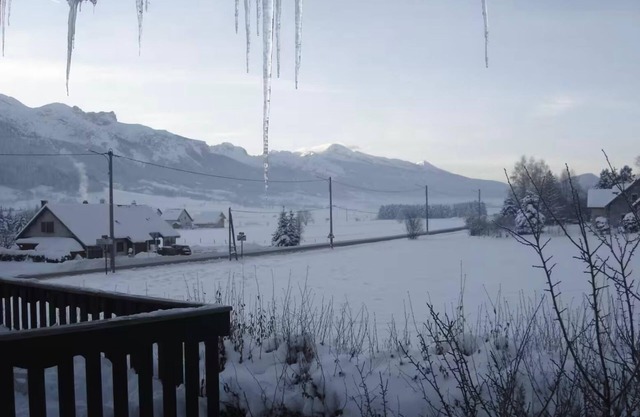Mountain house with view of the slopes