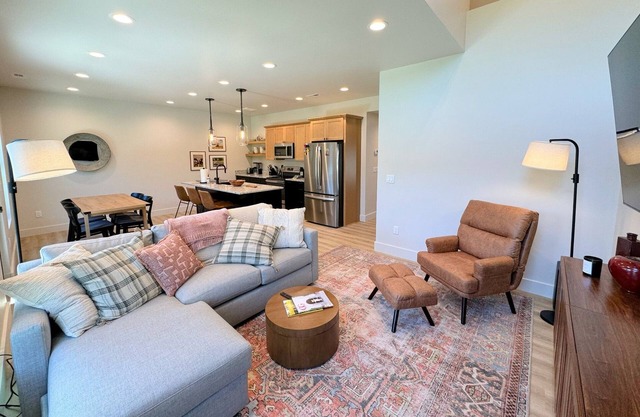 Mountain Modern Townhome in Driggs w/AC