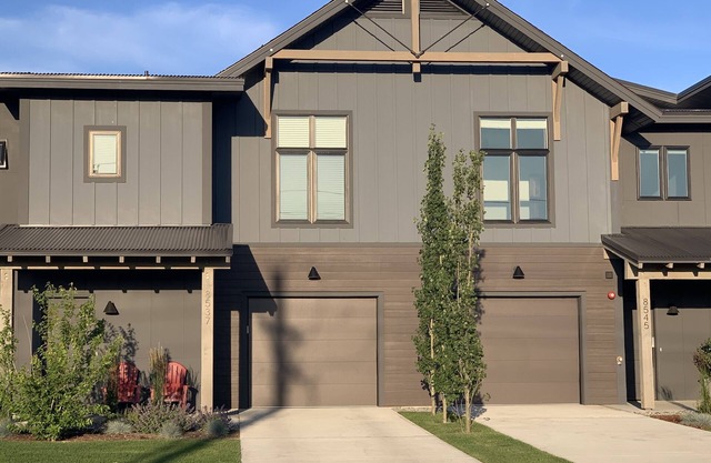 Mountain Town Getaway in Teton Valley