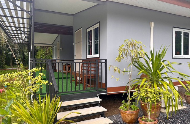 Mountain view and convenience spot at Baan Panmala Ao Luekn