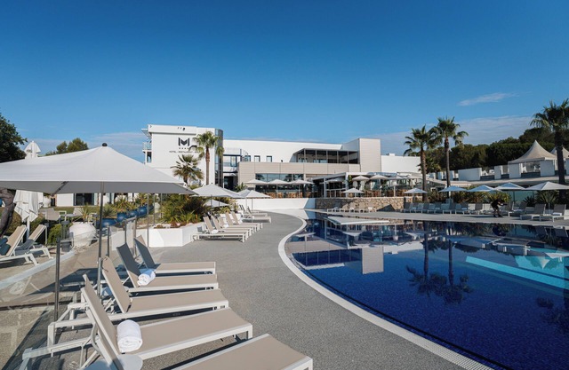 Mouratoglou Hotel & Resort