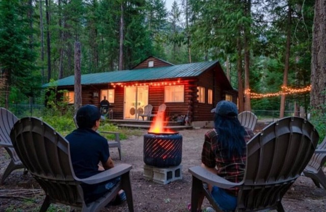 Moyie River Hideaway