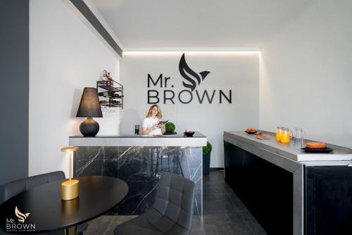 Mr Brown Home and suites