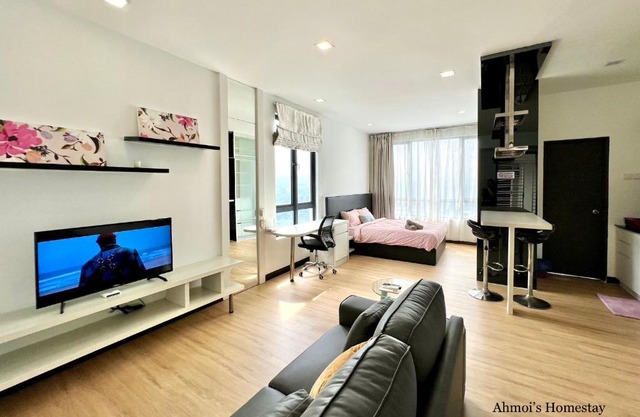 MUJI style 2人名宿, Landmark Residence 2, Corner unit, High floor, Free Wi-Fi, Kajang, c180