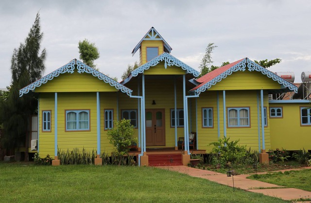 Mulberry Cottage, 3 minutes walk to the beach!