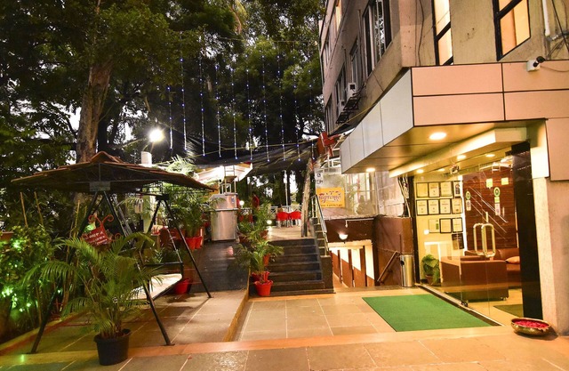 MY BIZZ HOTEL
