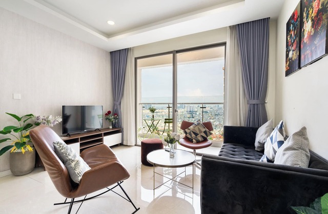 My LJ Hideout No27 - Great City View in Family Size Apartment With Balcony