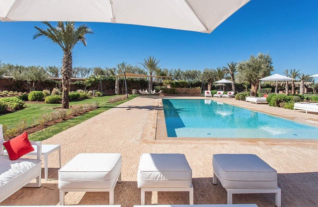 My Rental Homes - Villa Delizia with two pools and garden