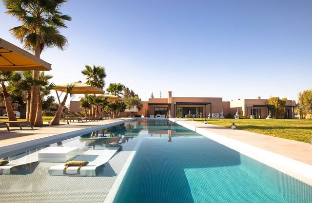 My Rental Homes | Villa Jamalu with jacuzzi, pool and garden