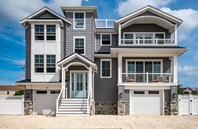 MyLBIBeachRental, 6 from Beach, 6 Bedroom, 4.5 Bath, Sleeps 12, New Construction