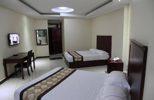 Namayiba Park Hotel