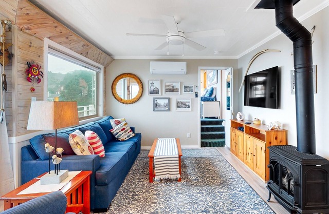 Nautical-Themed, Family-Friendly Beach House with Three Arches View