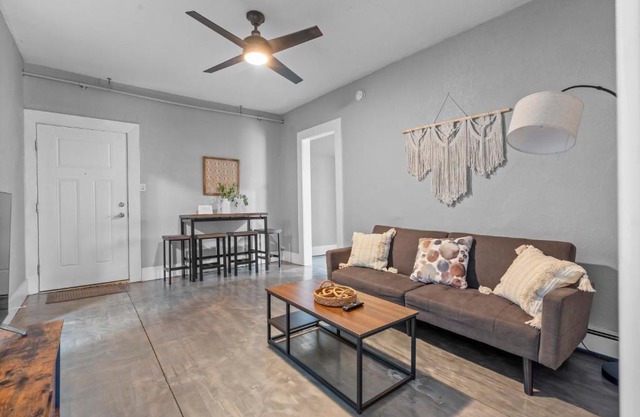 Navarre Apartments