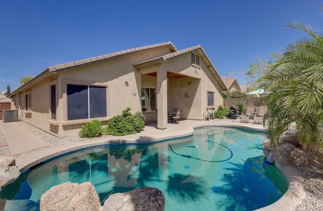 Near Golfing: Avondale Home w/Heated Pool!