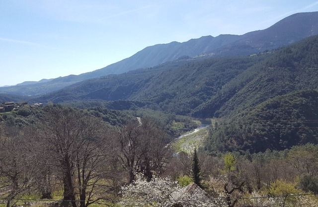 Near Les Vans bonelli cottage 6 people surrounded by nature with swimming pool and jacuzzi