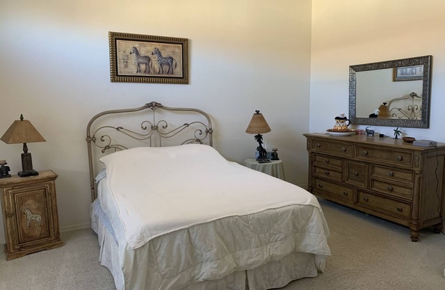 Near lots of restaurants ,shopping and on superstition springs golf couse