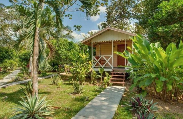 Near Macal River Walk Distance To Town Wifi TV Cabana- MB