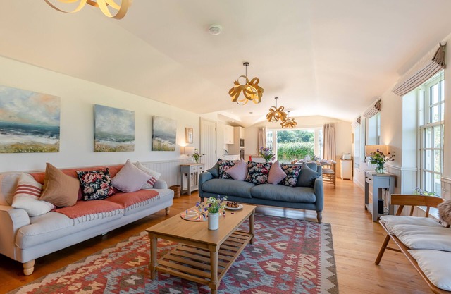 Need's Farm Stables - Four Bedroom House, Sleeps 8
