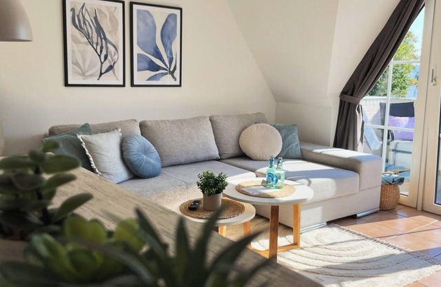 NEU 2024 Strandliebe - Fewo mit Meerblick und Sonnenbalkon