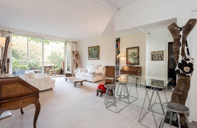 Neuilly Residential-Victor Hugo, Maillot- American Hospital,+Parking Bus Taxi M°