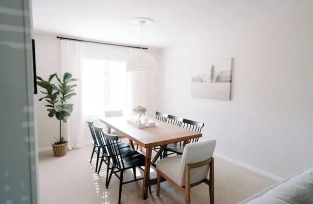 NEW Ames Getaway - Centrally Located, Sleeps 8