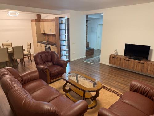 New Apartment 10th floor with view
