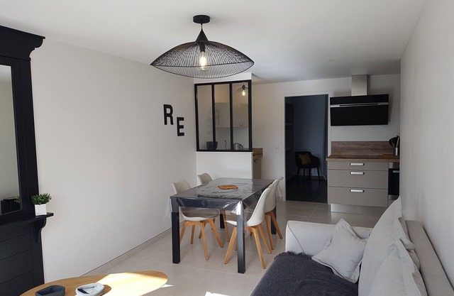 new apartment, heated pool, private parking, charming secure residence