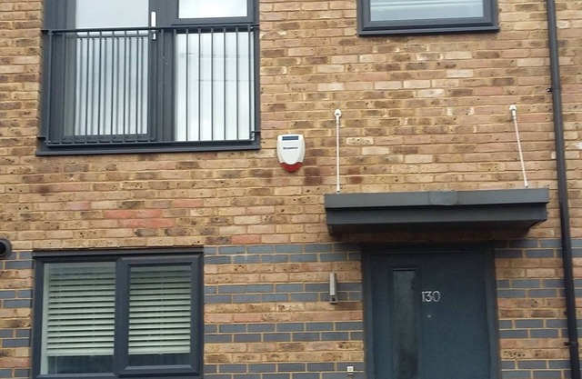 New build house in quiet neighbourhood