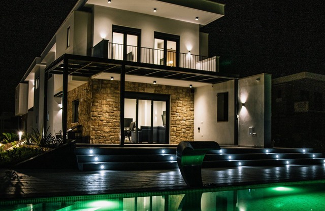 New Build Luxury Villa in a very touristic and private accommodation.
