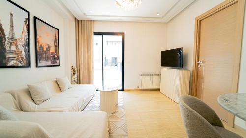 New Central and luxury In Jardin de Carthage