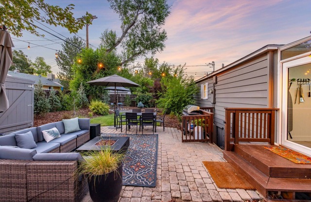 New! Central family & business hub- fire pit/BBQ