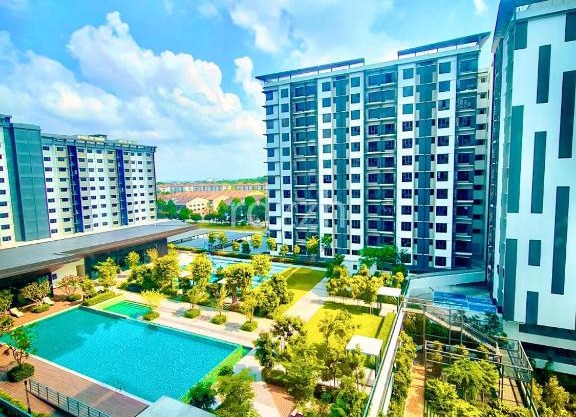 New Condo - Free Parking, Wifi, Near SZB & Ikea