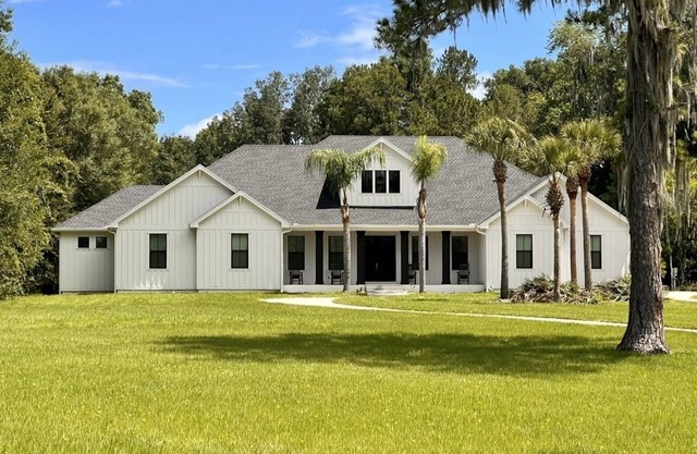 New construction- Modern Farmhouse on 5 acres- An equestrian's dream