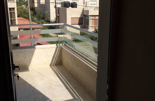 New Cozy and Fully Furnished 1BR