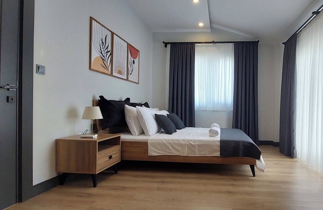 New Flat&Large Living Space(3) Close to Lara Beach