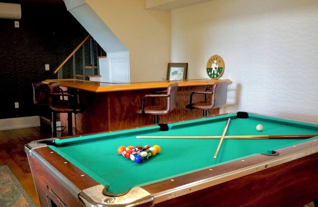 *New | Golf Course + Mountain Views | Hot Tub | Minutes to everything!