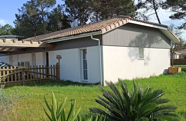 New house with enclosed garden in Mimizan Plage