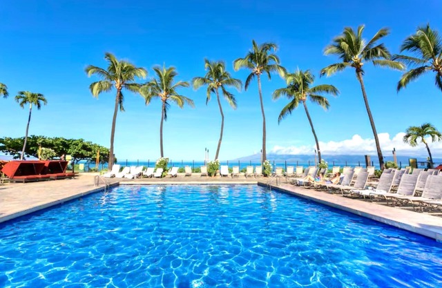 NEW KBM Resorts | FREE CAR | Kaanapali Shores | 6th Floor Ocean View Suite | Steps to Pool andamp; Beach! KS-616