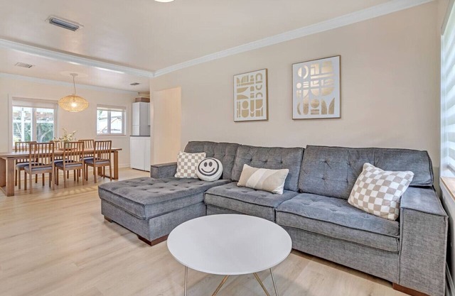 New Listing Cozy Miami Springs | Relaxing Retreat
