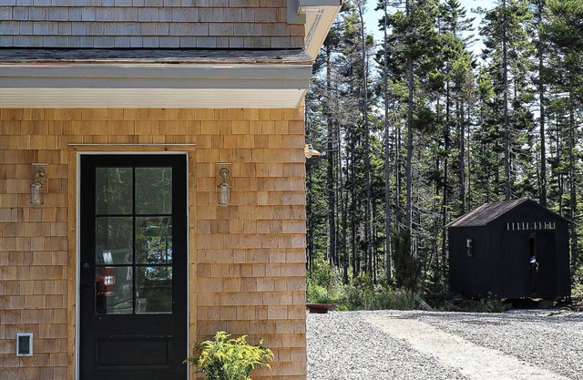 New Modern Retreat in Bernard