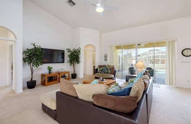 NEW! Private Pool Villa Near Disney with Golf, Patio & Resort Amenities