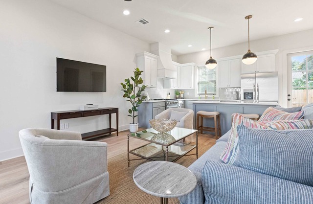 New River Oaks River Ranch King A+ Location